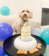 Load image into Gallery viewer, Funfetti Cake