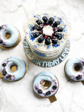 Load image into Gallery viewer, Blueberry Dream Signature Cake Bundle
